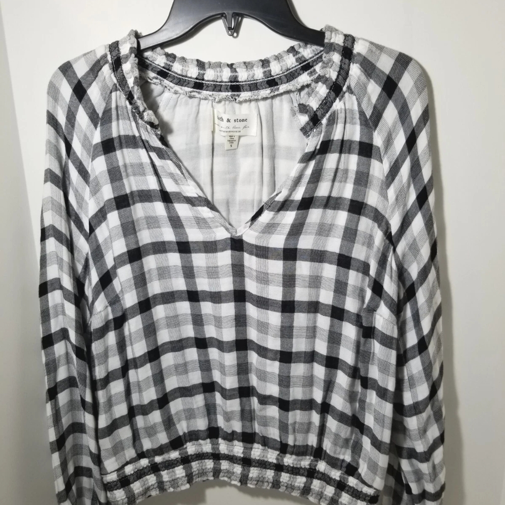 Anthropologie Cloth & Stone Sara Plaid Cropped Top S White and Gray Super Soft